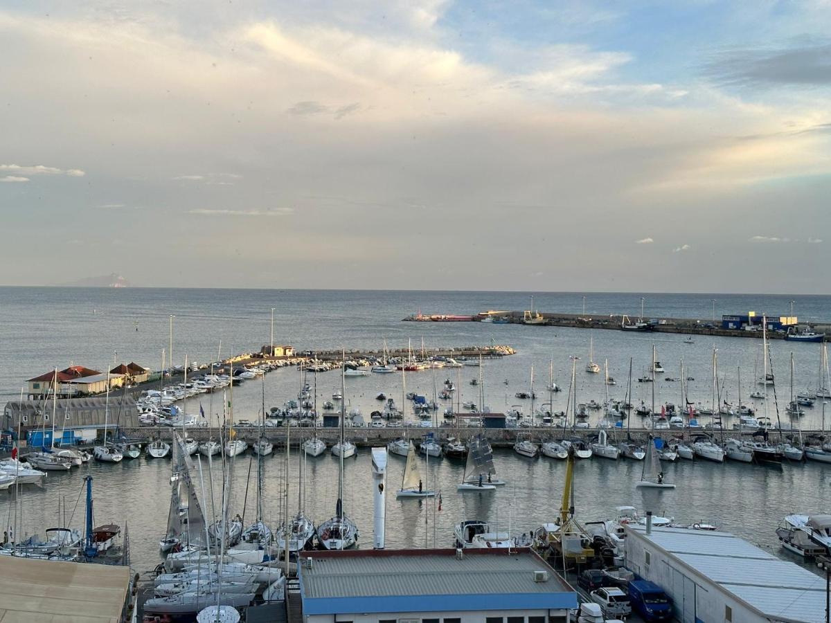 Apartamento Mare Cibo E Relax Ad Anzio Exterior foto